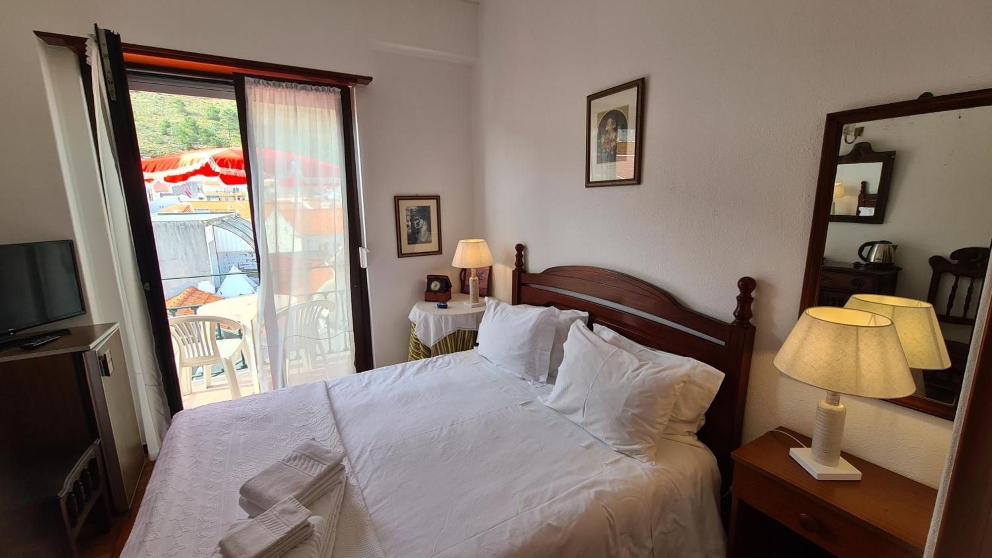 Solar Dos Carvalhos - Apartamentos De Turismo Назаре Экстерьер фото