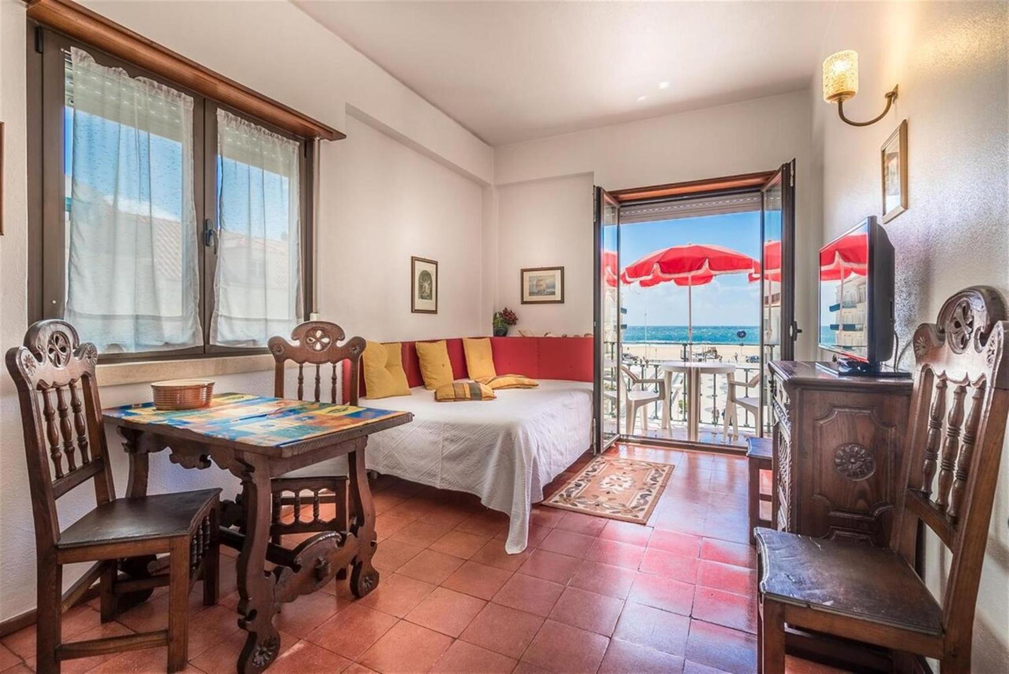 Solar Dos Carvalhos - Apartamentos De Turismo Назаре Экстерьер фото