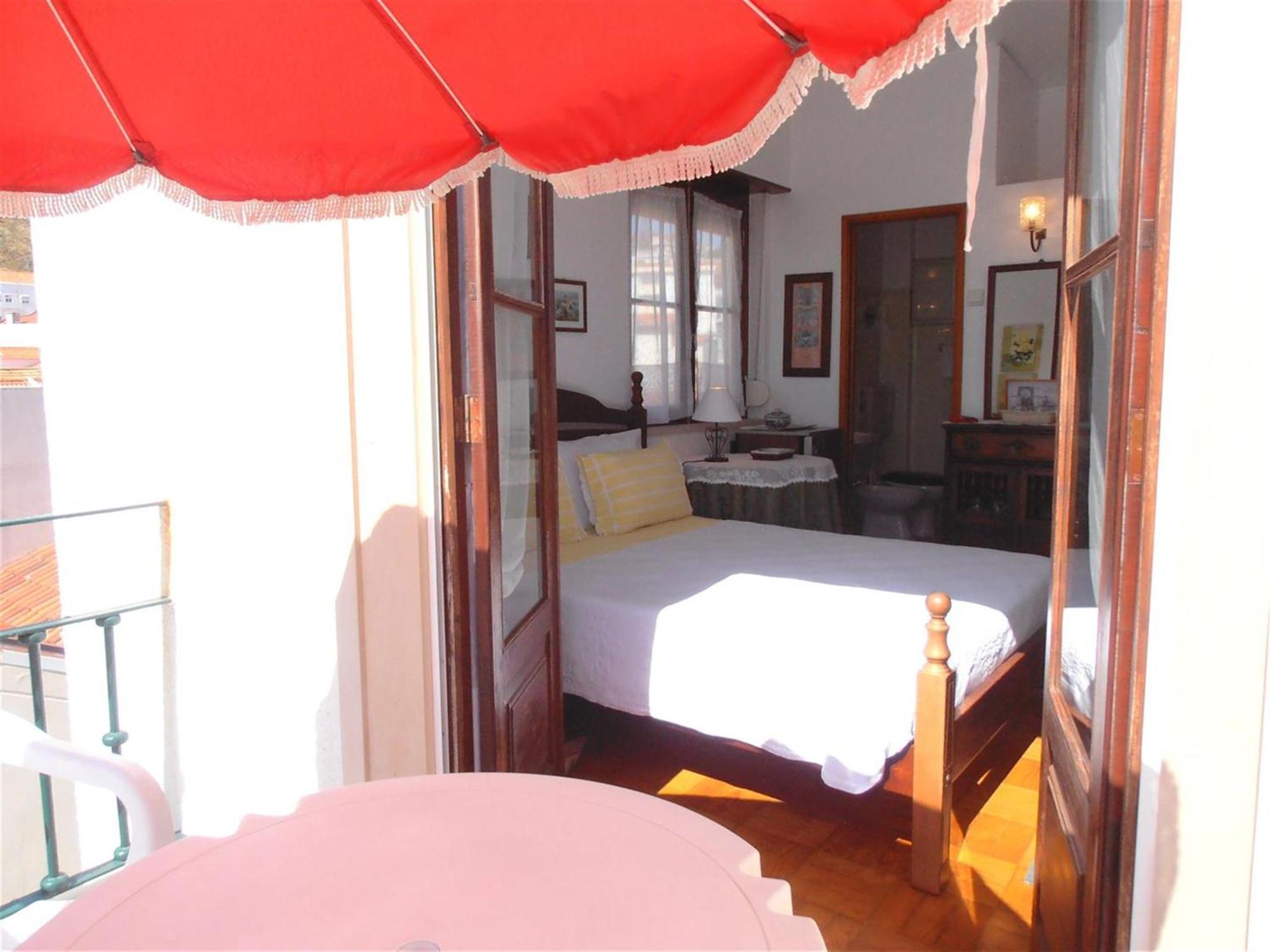 Solar Dos Carvalhos - Apartamentos De Turismo Назаре Номер фото